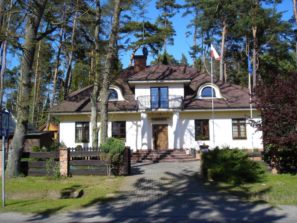 Goscinny Dworek Pobierowo Exterior foto